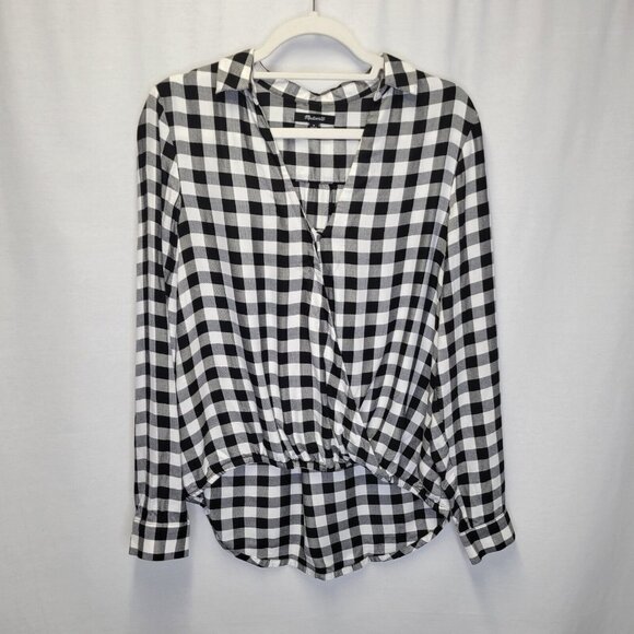 Madewell Tops - Madewell Women's Medium Shirt Top Black White Plaid V Neck